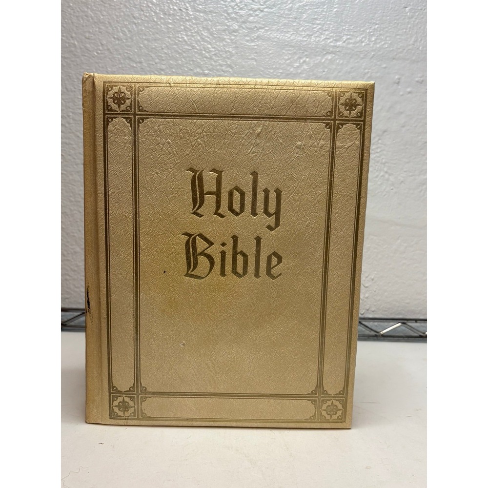 Holy Bible Guiding Light Edition Vintage Gold Hardcover 1977 Restwood Memorial P